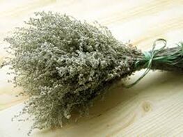 Wormwood powder helps fight parasites
